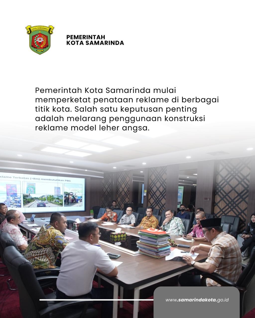 Wali Kota Pimpin Rapat Penataan Reklame, Model Leher Angsa Resmi Dilarang